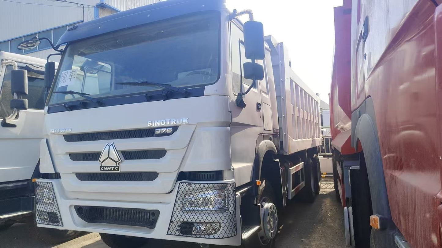 Sinotruk Howo 6x4 Dump Truck Heavy-Duty Tipper with Hydraulic Lift